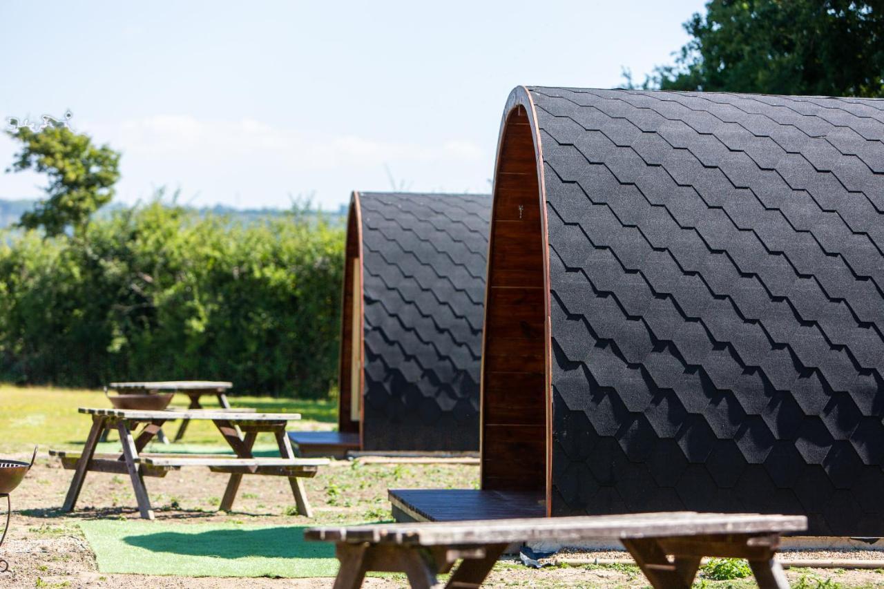 מלון מיידסטון The Woolpack Glamping מראה חיצוני תמונה